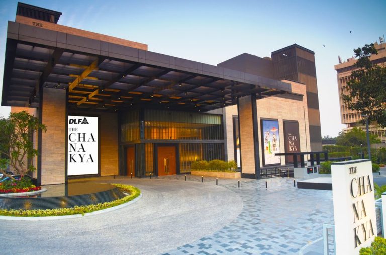DLF-chanakya-main-entrance